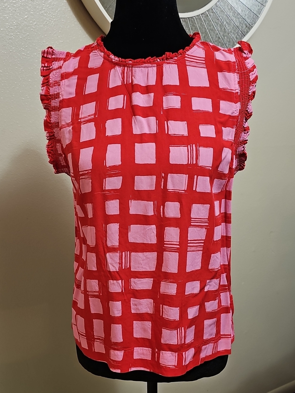 Bestey's Boutique Pink and Red Sleeveless Grid-Print blouse